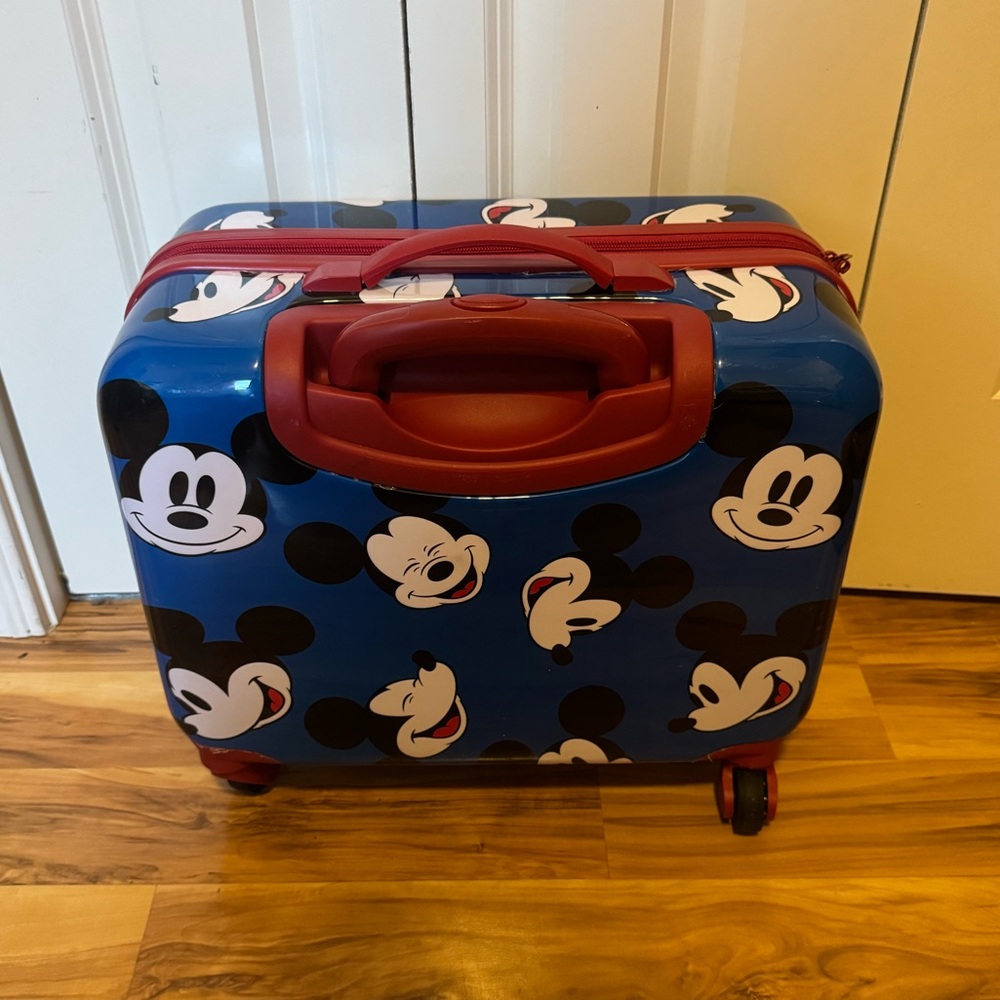 Mickey Mouse Kids Rolling Suitcase Carry On Travel Luggage Hard Shell Disney - Picture 3 of 11
